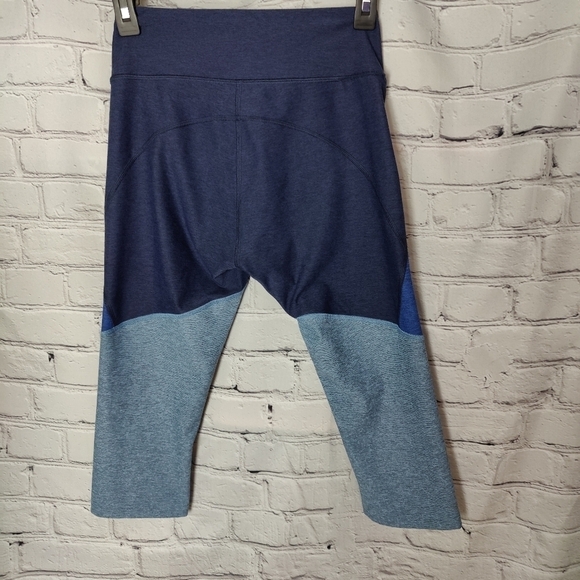 Outdoor Voices Colorblock Space Dye Blue Crop Leggings Sz Small - Picture 3 of 4